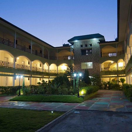 Kemael Hotel Tabarre Esterno foto
