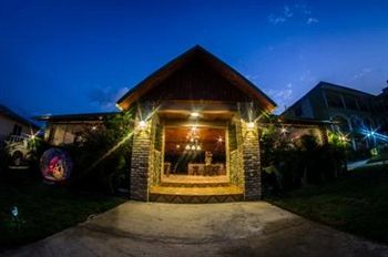 Kemael Hotel Tabarre Esterno foto