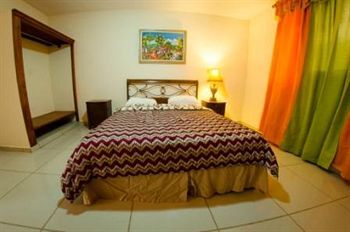Kemael Hotel Tabarre Esterno foto